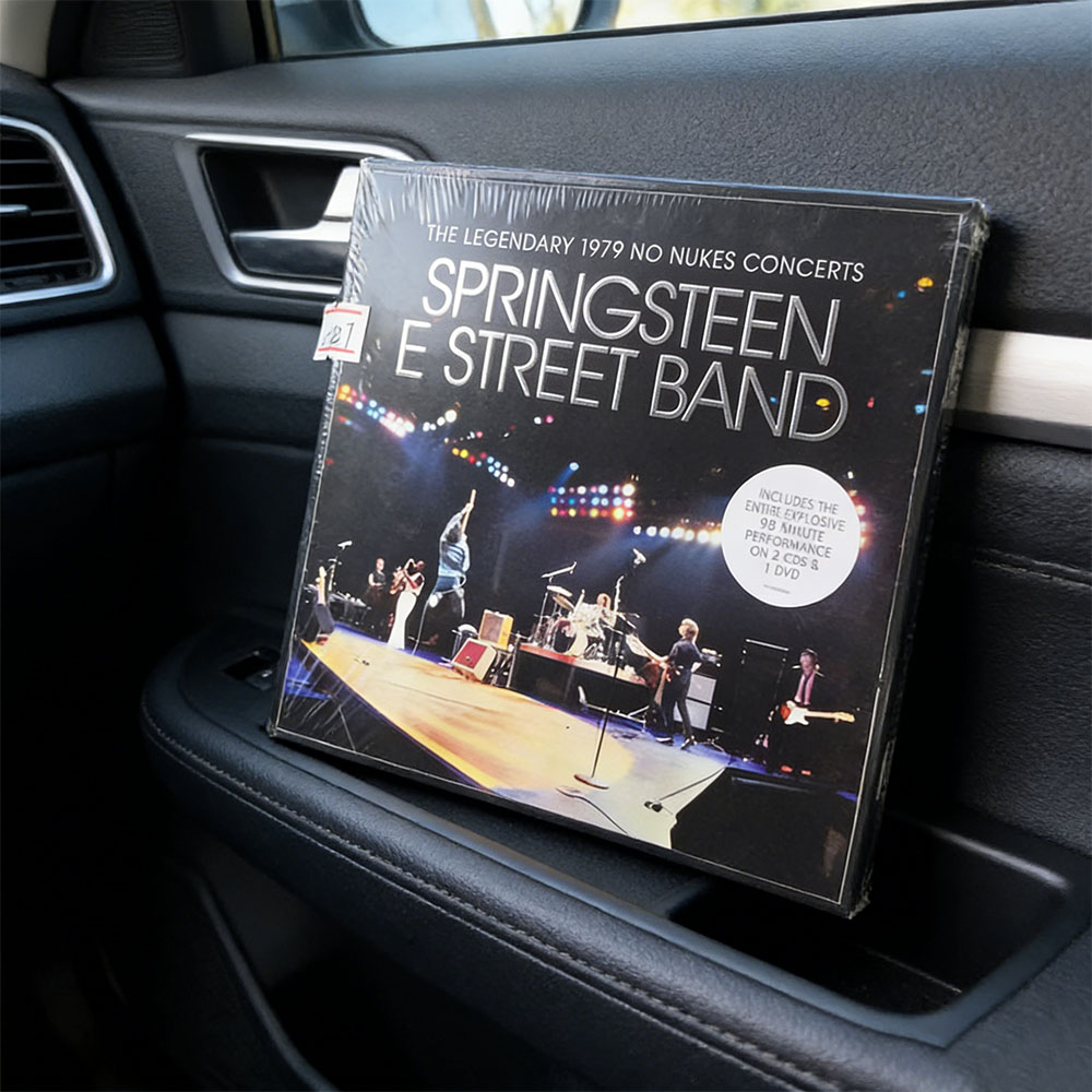 CD Ini Adalah Album Live Berju - Live Rock ulasan dan harga